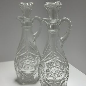 Vintage Anchor Hocking Cruet set of 2